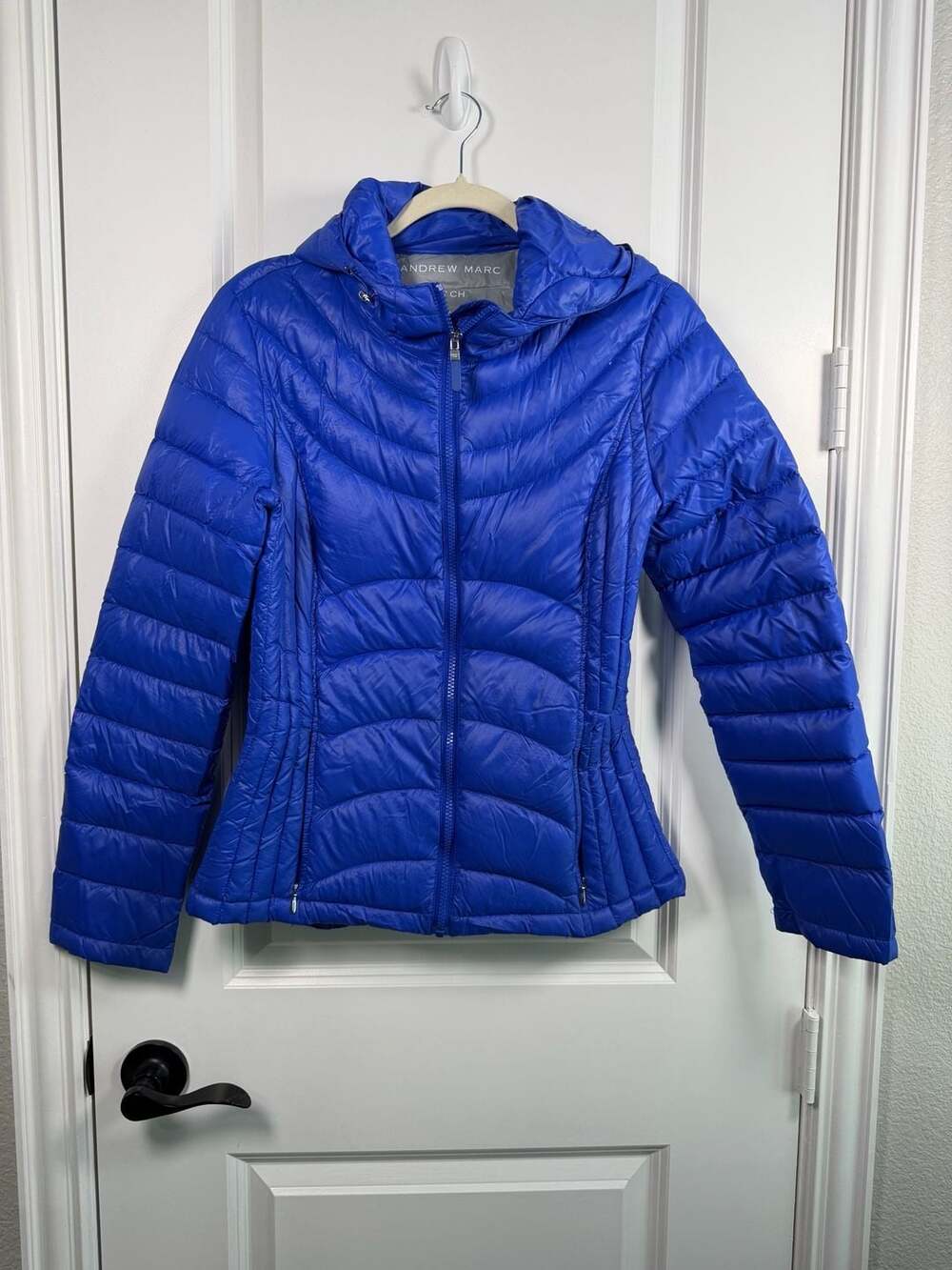 Andrew Marc Women's Blue Packable Lightweight Premium Down Puffer Jacket